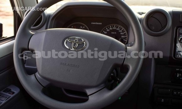 Buy Import Toyota Land Cruiser Beige Car in Import - Dubai in Antigua Buy Import Toyota Land Cruiser Beige Car in Import - Dubai in Antigua