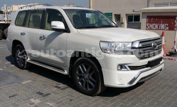 Buy Import Toyota Land Cruiser White Car in Import - Dubai in Antigua Buy Import Toyota Land Cruiser White Car in Import - Dubai in Antigua