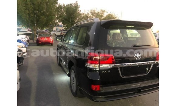 Buy Import Toyota Land Cruiser Black Car in Import - Dubai in Antigua Buy Import Toyota Land Cruiser Black Car in Import - Dubai in Antigua