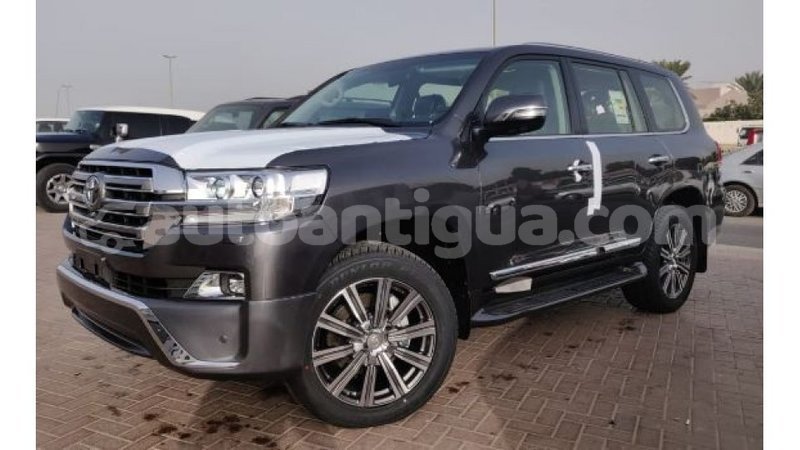Big with watermark toyota land cruiser antigua import dubai 1202
