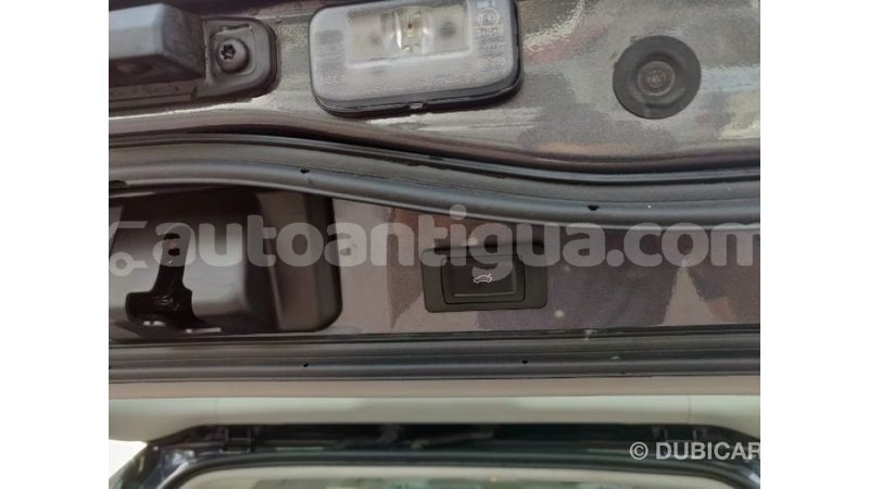 Big with watermark toyota land cruiser antigua import dubai 1202