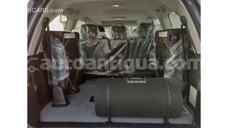 Big with watermark toyota land cruiser antigua import dubai 1202