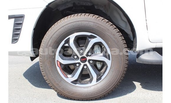 Buy Import Toyota Hilux White Car in Import - Dubai in Antigua Buy Import Toyota Hilux White Car in Import - Dubai in Antigua