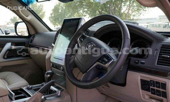 Buy Import Toyota Land Cruiser White Car in Import - Dubai in Antigua Buy Import Toyota Land Cruiser White Car in Import - Dubai in Antigua