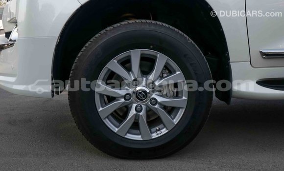 Buy Import Toyota Land Cruiser White Car in Import - Dubai in Antigua Buy Import Toyota Land Cruiser White Car in Import - Dubai in Antigua
