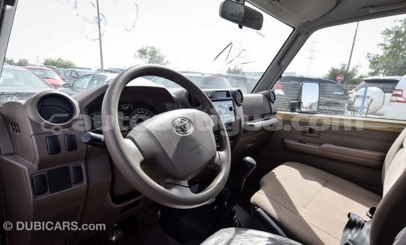 Buy Import Toyota Land Cruiser Beige Car in Import - Dubai in Antigua Buy Import Toyota Land Cruiser Beige Car in Import - Dubai in Antigua