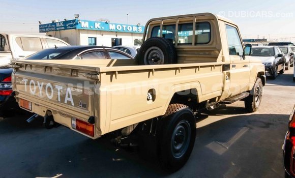 Buy Import Toyota Land Cruiser Beige Car in Import - Dubai in Antigua Buy Import Toyota Land Cruiser Beige Car in Import - Dubai in Antigua