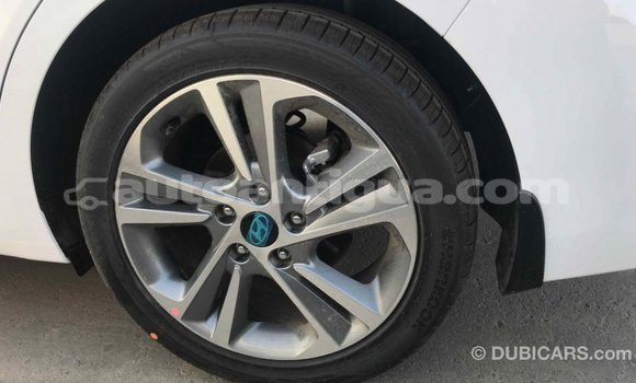Buy Import Hyundai Elantra White Car in Import - Dubai in Antigua Buy Import Hyundai Elantra White Car in Import - Dubai in Antigua