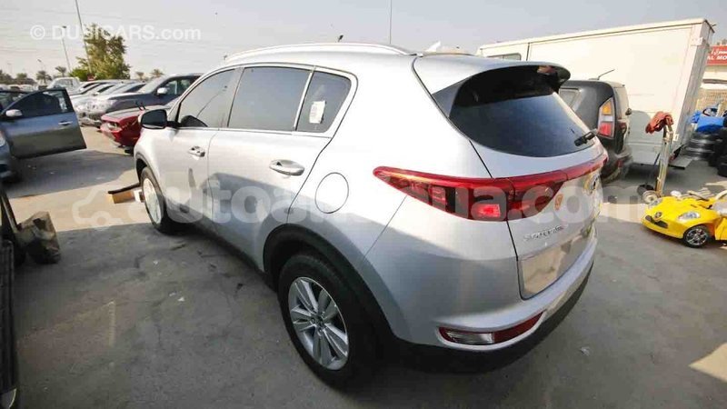 Big with watermark kia sportage antigua import dubai 1237