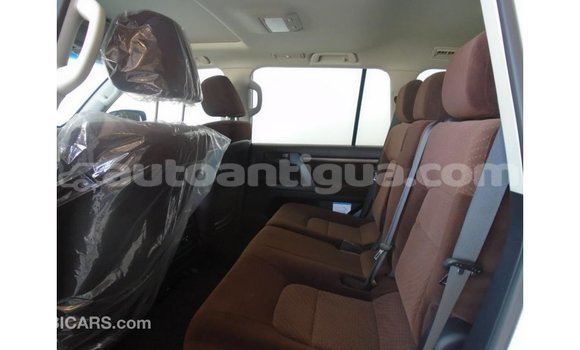 Buy Import Toyota Land Cruiser White Car in Import - Dubai in Antigua Buy Import Toyota Land Cruiser White Car in Import - Dubai in Antigua