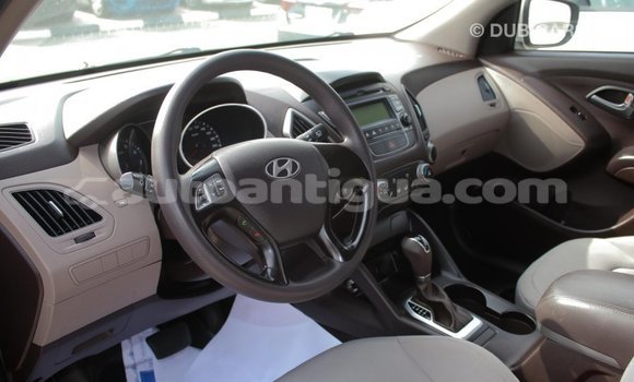 Buy Import Hyundai Tucson Beige Car in Import - Dubai in Antigua Buy Import Hyundai Tucson Beige Car in Import - Dubai in Antigua