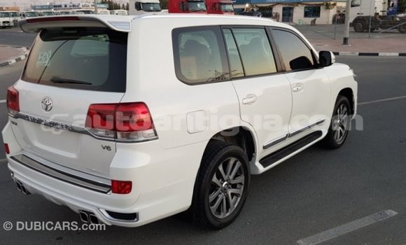 Buy Import Toyota Land Cruiser White Car in Import - Dubai in Antigua Buy Import Toyota Land Cruiser White Car in Import - Dubai in Antigua