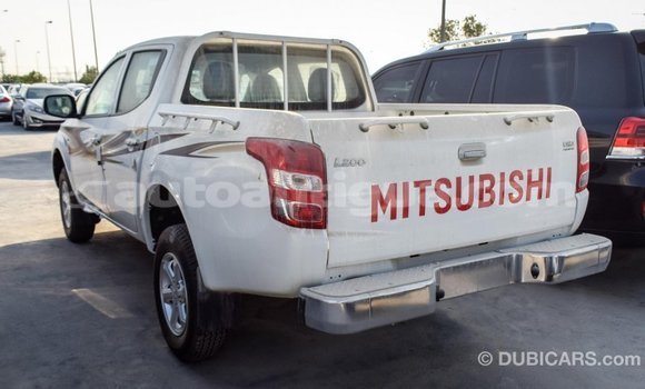 Buy Import Mitsubishi L200 White Car in Import - Dubai in Antigua Buy Import Mitsubishi L200 White Car in Import - Dubai in Antigua