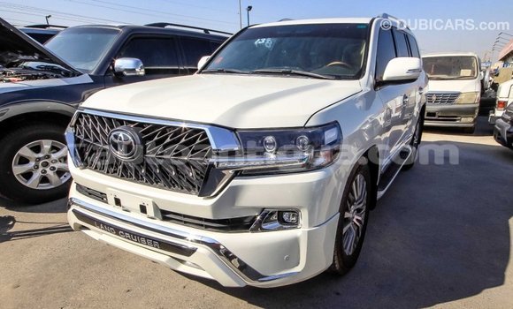 Buy Import Toyota Land Cruiser White Car in Import - Dubai in Antigua Buy Import Toyota Land Cruiser White Car in Import - Dubai in Antigua