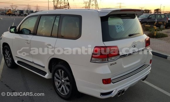 Buy Import Toyota Land Cruiser White Car in Import - Dubai in Antigua Buy Import Toyota Land Cruiser White Car in Import - Dubai in Antigua