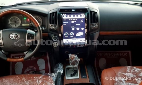 Buy Import Toyota Land Cruiser White Car in Import - Dubai in Antigua Buy Import Toyota Land Cruiser White Car in Import - Dubai in Antigua