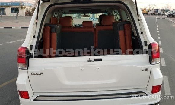 Buy Import Toyota Land Cruiser White Car in Import - Dubai in Antigua Buy Import Toyota Land Cruiser White Car in Import - Dubai in Antigua