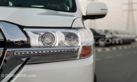 Buy Import Toyota Land Cruiser White Car in Import - Dubai in Antigua Buy Import Toyota Land Cruiser White Car in Import - Dubai in Antigua