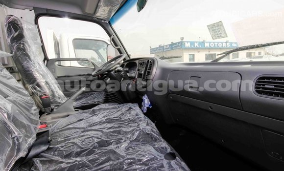 Buy Import Hyundai Accent White Car in Import - Dubai in Antigua Buy Import Hyundai Accent White Car in Import - Dubai in Antigua