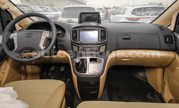 Buy Import Hyundai Accent White Car in Import - Dubai in Antigua Buy Import Hyundai Accent White Car in Import - Dubai in Antigua