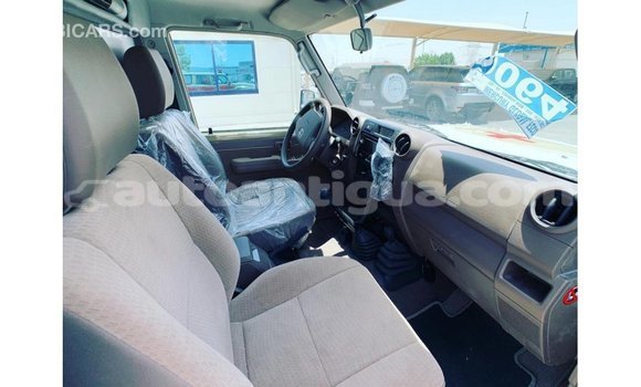 Buy Import Toyota Land Cruiser Beige Car in Import - Dubai in Antigua Buy Import Toyota Land Cruiser Beige Car in Import - Dubai in Antigua
