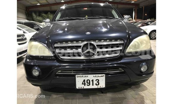 Buy Import Mercedes-Benz 190 (W201) Blue Car in Import - Dubai in Antigua Buy Import Mercedes-Benz 190 (W201) Blue Car in Import - Dubai in Antigua