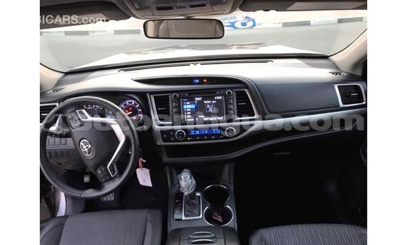 Buy Import Toyota Highlander Other Car in Import - Dubai in Antigua Buy Import Toyota Highlander Other Car in Import - Dubai in Antigua