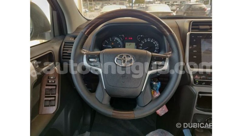 Big with watermark toyota prado antigua import dubai 1334