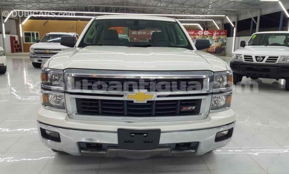 Buy Import Chevrolet Silverado White Car in Import - Dubai in Antigua Buy Import Chevrolet Silverado White Car in Import - Dubai in Antigua