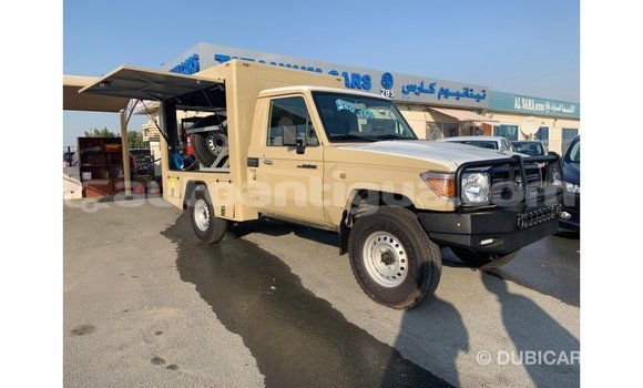 Buy Import Toyota Land Cruiser Beige Car in Import - Dubai in Antigua Buy Import Toyota Land Cruiser Beige Car in Import - Dubai in Antigua