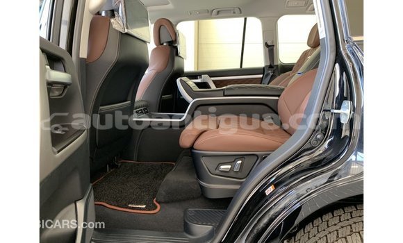 Buy Import Toyota Land Cruiser Black Car in Import - Dubai in Antigua Buy Import Toyota Land Cruiser Black Car in Import - Dubai in Antigua