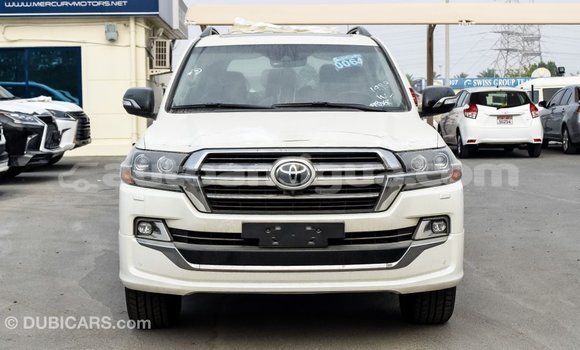 Buy Import Toyota Land Cruiser White Car in Import - Dubai in Antigua Buy Import Toyota Land Cruiser White Car in Import - Dubai in Antigua