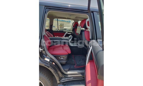 Buy Import Toyota Land Cruiser Black Car in Import - Dubai in Antigua Buy Import Toyota Land Cruiser Black Car in Import - Dubai in Antigua