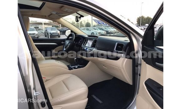 Buy Import Toyota Highlander Other Car in Import - Dubai in Antigua Buy Import Toyota Highlander Other Car in Import - Dubai in Antigua