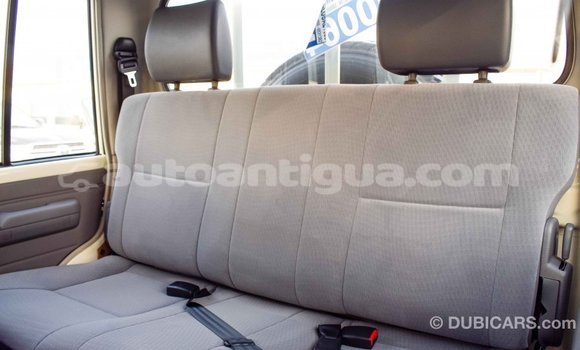 Buy Import Toyota Land Cruiser White Car in Import - Dubai in Antigua Buy Import Toyota Land Cruiser White Car in Import - Dubai in Antigua