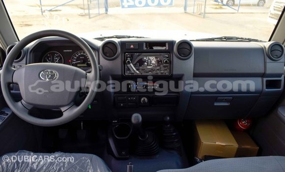 Buy Import Toyota Land Cruiser White Car in Import - Dubai in Antigua Buy Import Toyota Land Cruiser White Car in Import - Dubai in Antigua