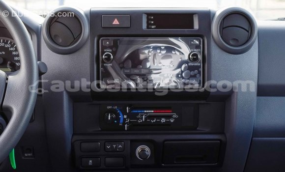 Buy Import Toyota Land Cruiser White Car in Import - Dubai in Antigua Buy Import Toyota Land Cruiser White Car in Import - Dubai in Antigua