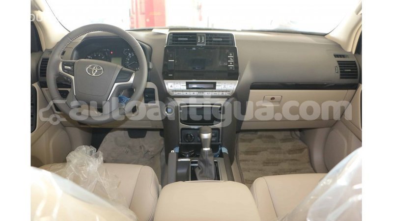 Big with watermark toyota prado antigua import dubai 1421