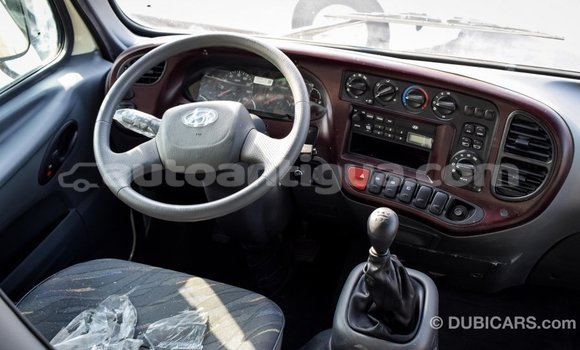 Buy Import Hyundai Accent Beige Car in Import - Dubai in Antigua Buy Import Hyundai Accent Beige Car in Import - Dubai in Antigua