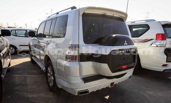Buy Import Mitsubishi Pajero White Car in Import - Dubai in Antigua Buy Import Mitsubishi Pajero White Car in Import - Dubai in Antigua