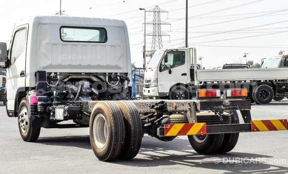 Buy Import Mitsubishi L400 White Truck in Import - Dubai in Antigua Buy Import Mitsubishi L400 White Truck in Import - Dubai in Antigua