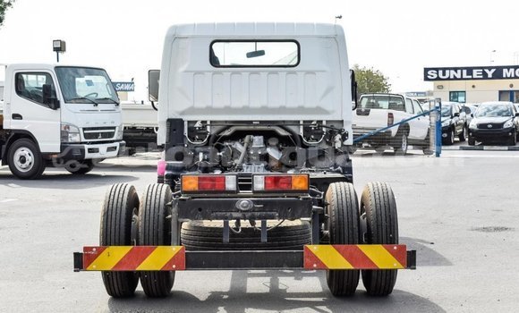 Buy Import Mitsubishi L400 White Truck in Import - Dubai in Antigua Buy Import Mitsubishi L400 White Truck in Import - Dubai in Antigua