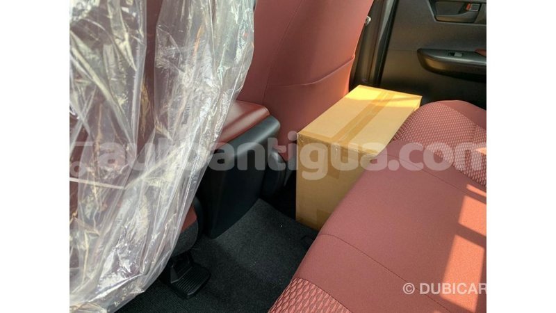 Big with watermark toyota hilux antigua import dubai 1491