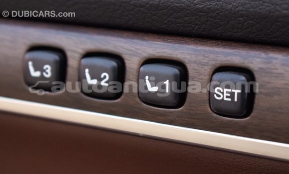 Buy Import Toyota Land Cruiser White Car in Import - Dubai in Antigua Buy Import Toyota Land Cruiser White Car in Import - Dubai in Antigua