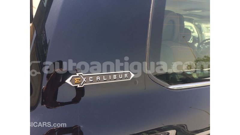 Big with watermark toyota land cruiser antigua import dubai 1512