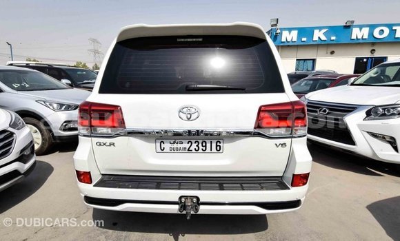 Buy Import Toyota Land Cruiser White Car in Import - Dubai in Antigua Buy Import Toyota Land Cruiser White Car in Import - Dubai in Antigua