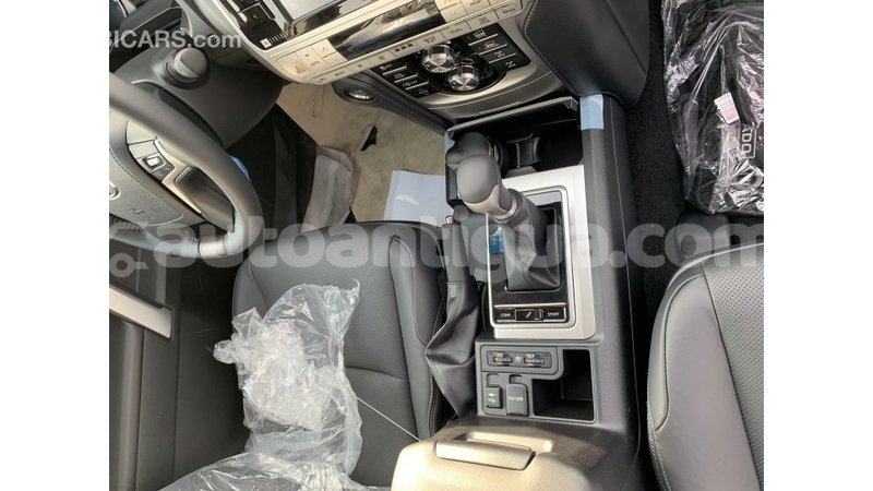 Big with watermark toyota prado antigua import dubai 1518