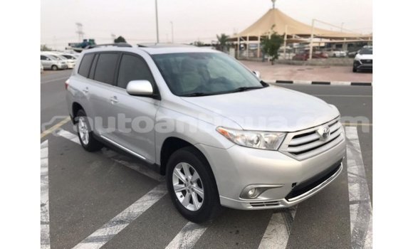 Buy Import Toyota Highlander Other Car in Import - Dubai in Antigua Buy Import Toyota Highlander Other Car in Import - Dubai in Antigua