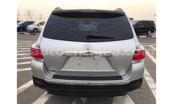Buy Import Toyota Highlander Other Car in Import - Dubai in Antigua Buy Import Toyota Highlander Other Car in Import - Dubai in Antigua