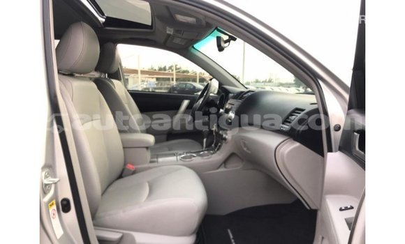 Buy Import Toyota Highlander Other Car in Import - Dubai in Antigua Buy Import Toyota Highlander Other Car in Import - Dubai in Antigua
